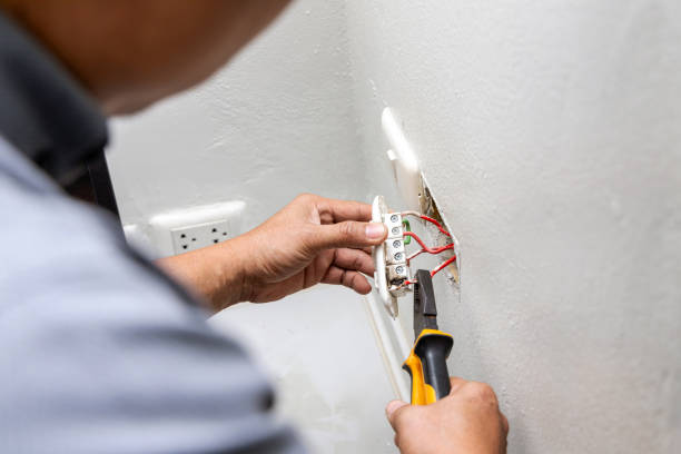 Best Affordable Electrician  in Wood River, IL